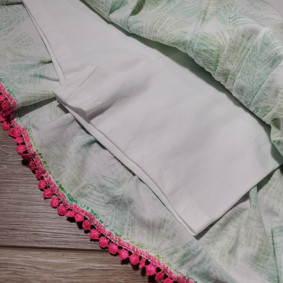 Isaac Mizrahi girl's 2 piece tropical skorts set, graphic tee Size 5/6 - Picture 9 of 12